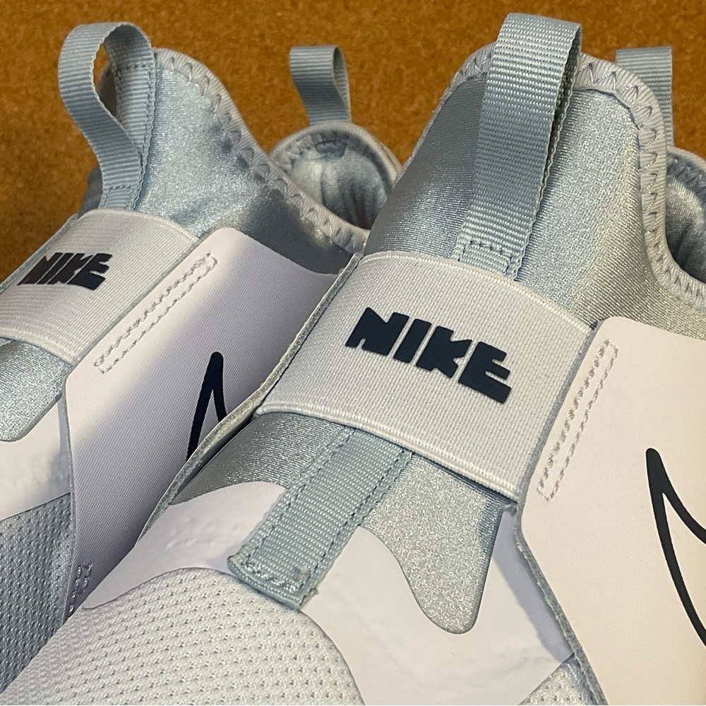 Nike flex runner 2 gs 
RARE
NWOT - Picture 6 of 10